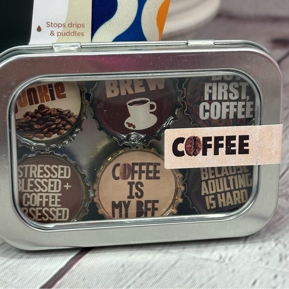 NWT boutique Java Sok Colorful Coffee Sleeve and coffee magnet set - Picture 2 of 6